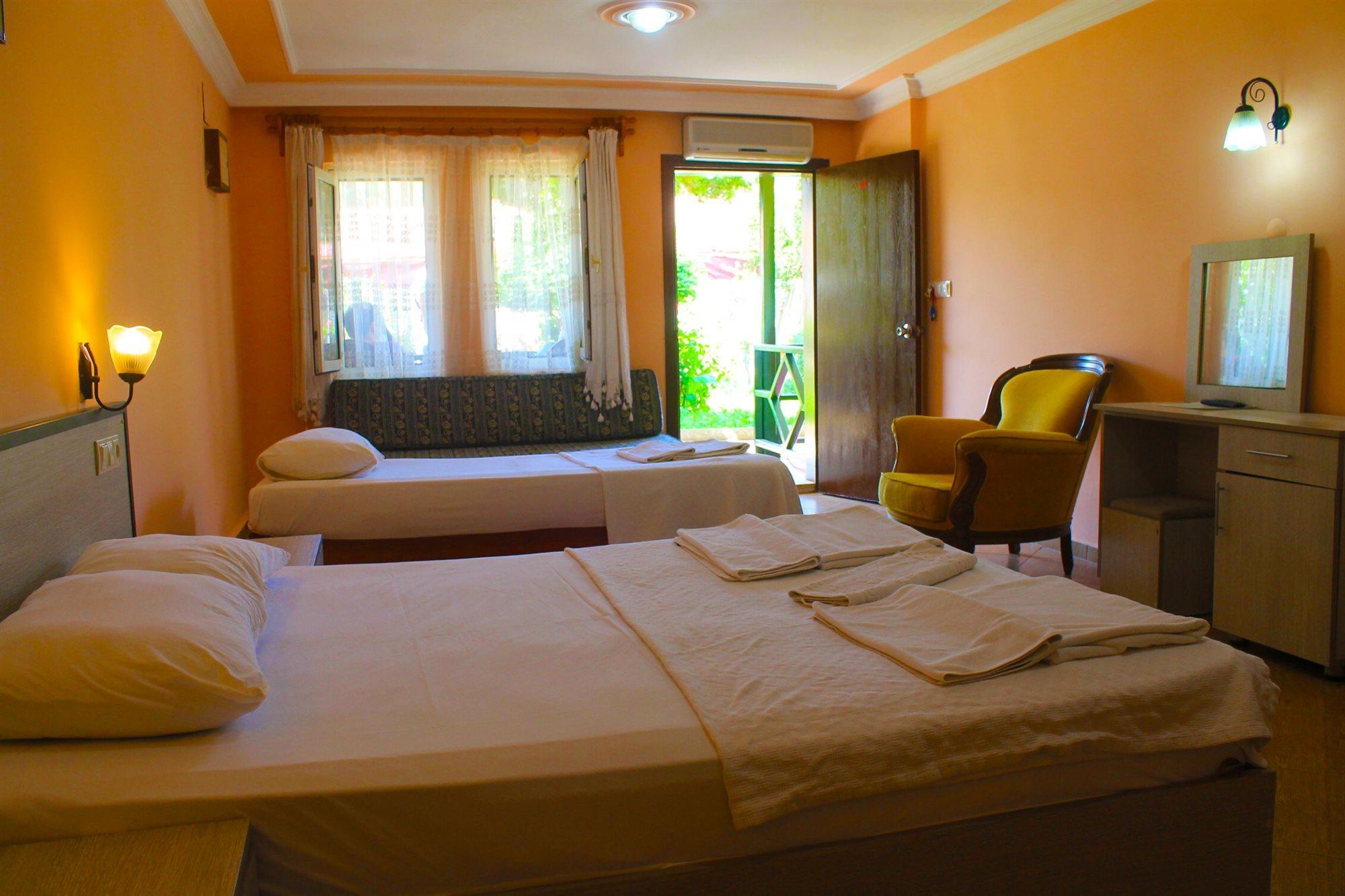 Carmina Hotel Oludeniz Exterior photo